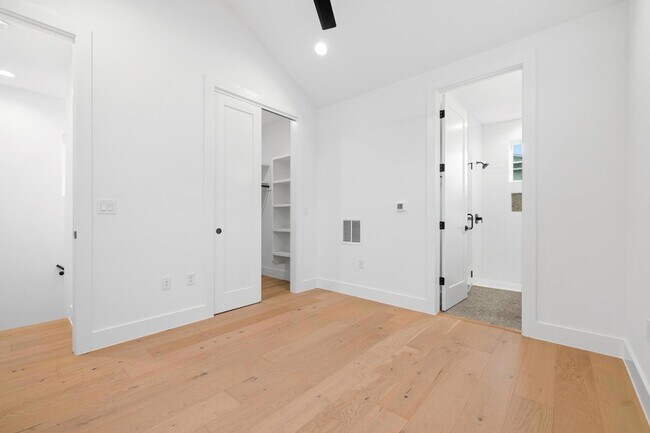 Building Photo - 7706 Watson St