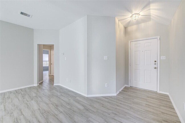 Building Photo - 1743 Vander Wilt Ln