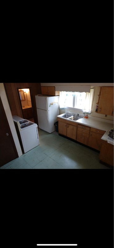 Building Photo - 1206 Elm St