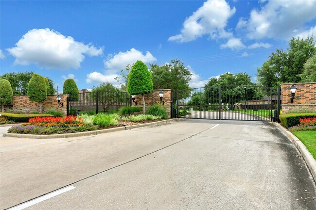 Building Photo - 1139 Glenwood Canyon Ln