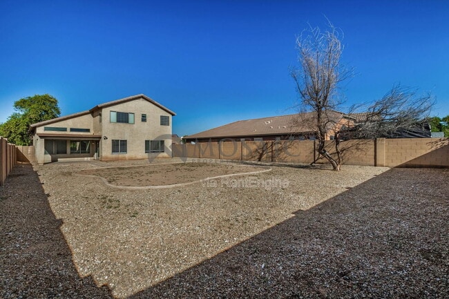 Building Photo - 5215 W Hasan Dr