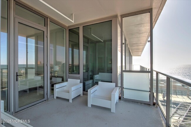 Building Photo - 1101 Ocean Ave N