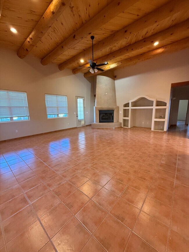 Building Photo - 3878 Stoneybrook Cir