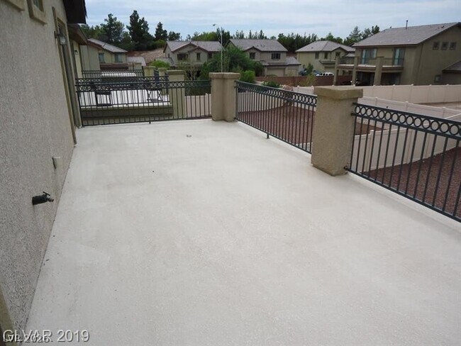 Building Photo - 5613 Clotidle Soupert Ct