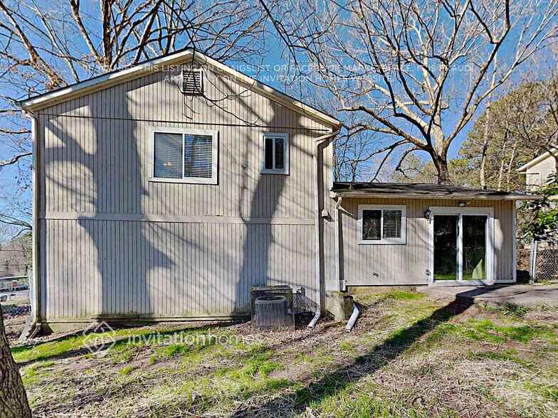Building Photo - 939 Bermuda Ct