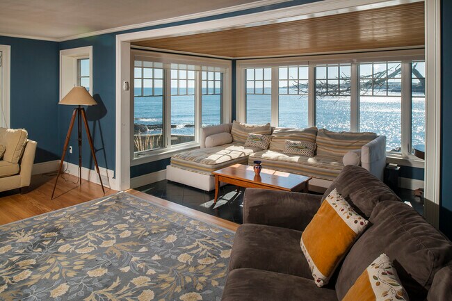 Building Photo - 7 Point Rd