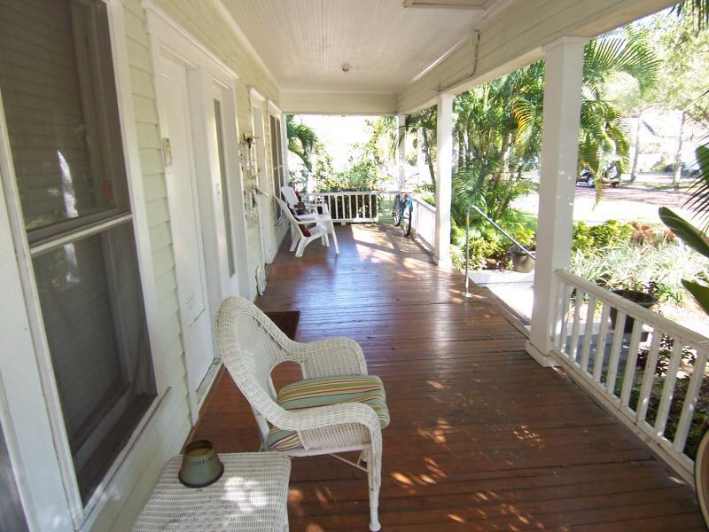 Building Photo - 1 Bed/1 Bath - Unit 6