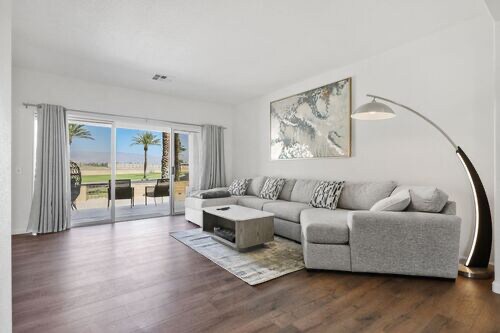 Building Photo - 48535 Vía Encanto