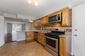 Building Photo - 5825 W Higgins Ave