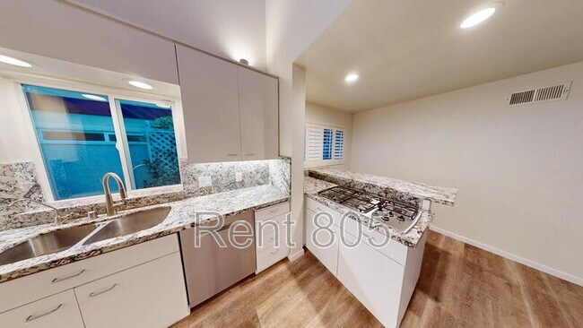 Building Photo - 5065 Sealane Way