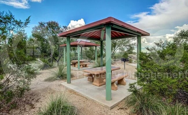 Building Photo - 5750 S Ladyslipper Pl