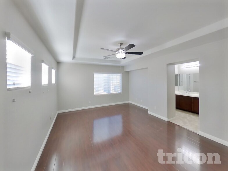 Building Photo - 3643 Sanwood St