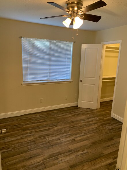 Building Photo - 13246 Sharpbill Dr