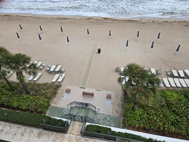 Building Photo - 3550 Galt Ocean Dr