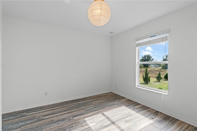 Building Photo - 2613 39th St SW