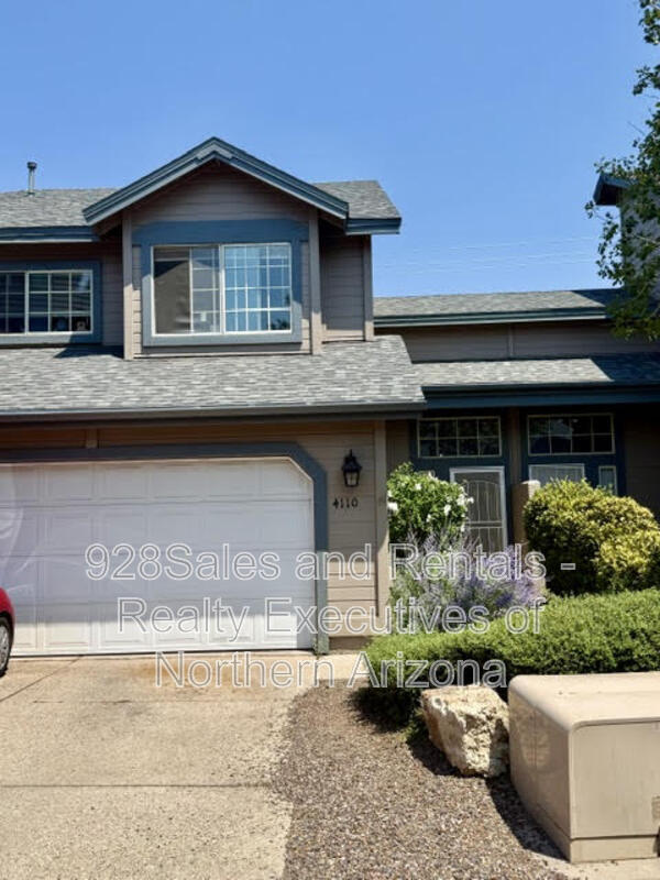 Building Photo - 4110 E Village Cir