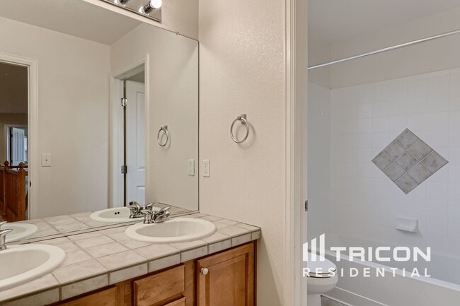 Building Photo - 24763 E Quarto Pl