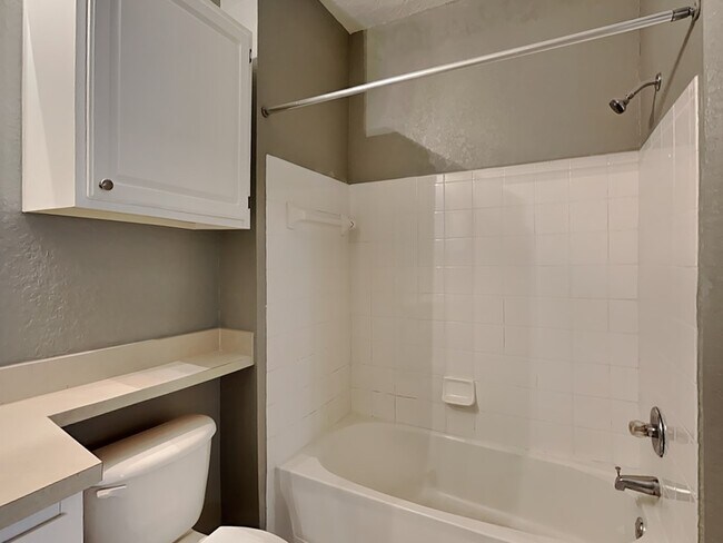 Building Photo - 2740 Maitland Crossing Way