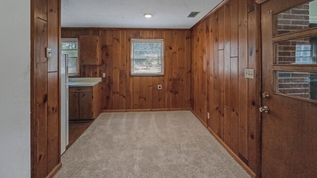 Building Photo - Cozy 3-Bedroom Home with Corner Lot in Rincon