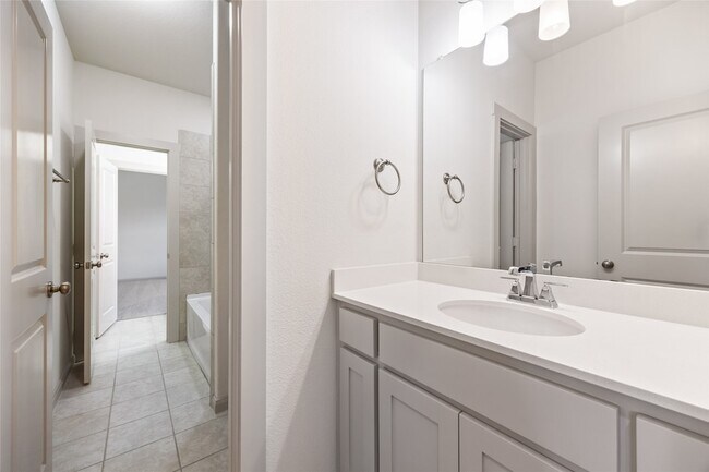 Building Photo - 5208 Watters Branch Dr