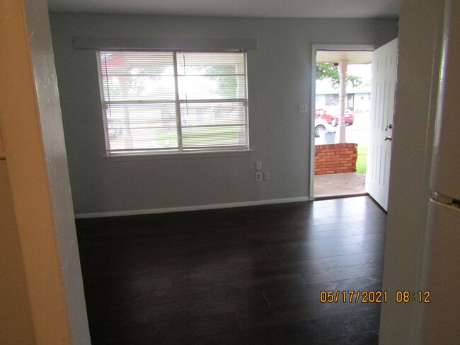 Building Photo - GOOCH ACRES!!