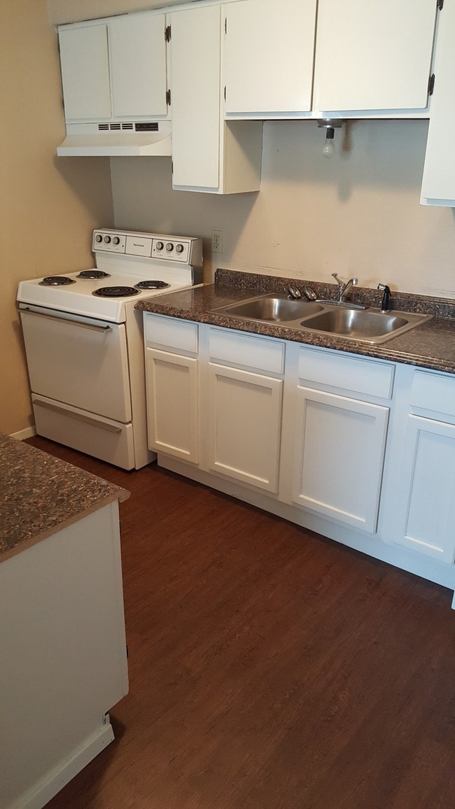 Northwind Apartments 5111 Interstate 35 N Waco TX 76705 Apartment