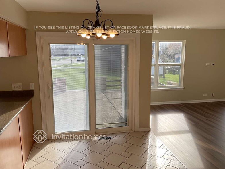 Building Photo - 803 Overlook Ct