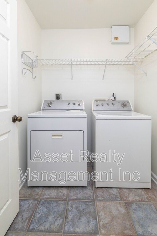 Building Photo - 1315 Lucy Way