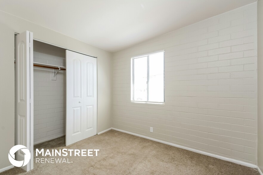 Building Photo - 8402 E Shasta Dr
