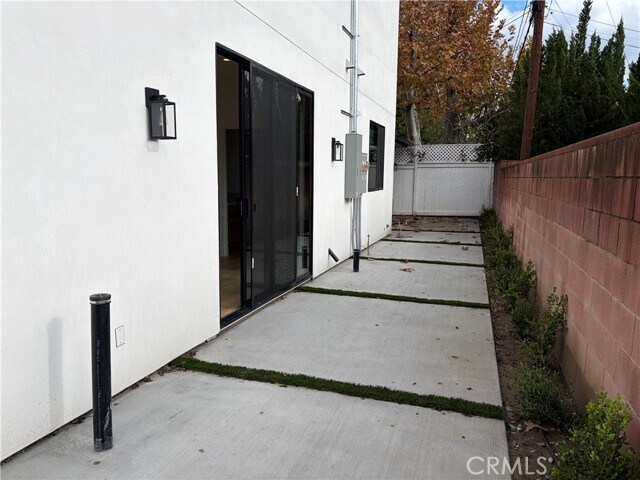 Building Photo - 19214 Calvert St