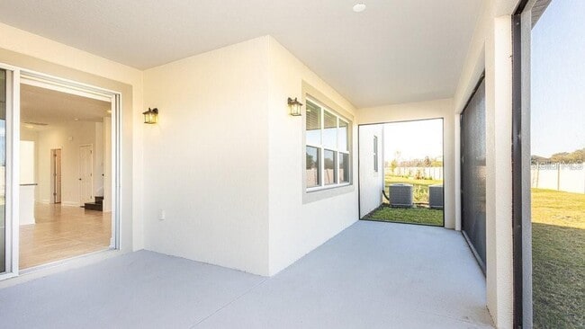 Building Photo - 7815 Bronze Oak Dr