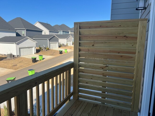 Building Photo - 1456 Jay Rd