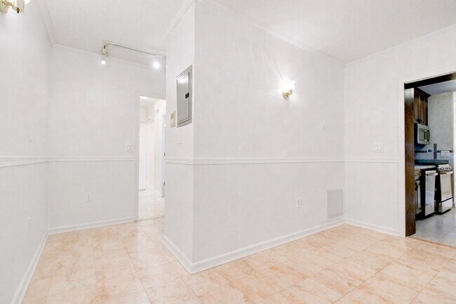 Building Photo - 7004 JFK Blvd E