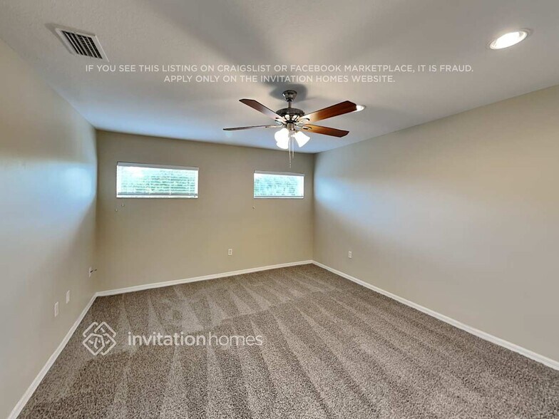Building Photo - 15662 Lemon Fish Dr