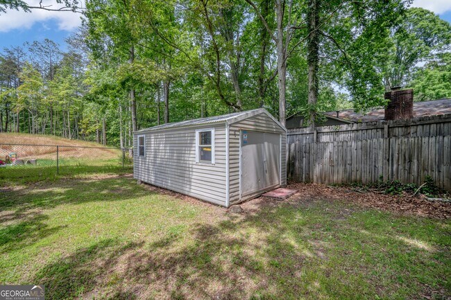 Building Photo - 83 Summit Ridge Cir SE