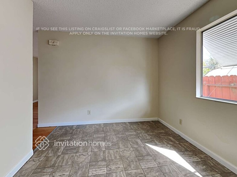 Building Photo - 1984 Finch Way