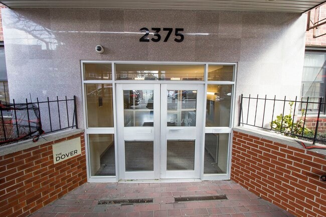 Building Photo - 2375 E 3rd St