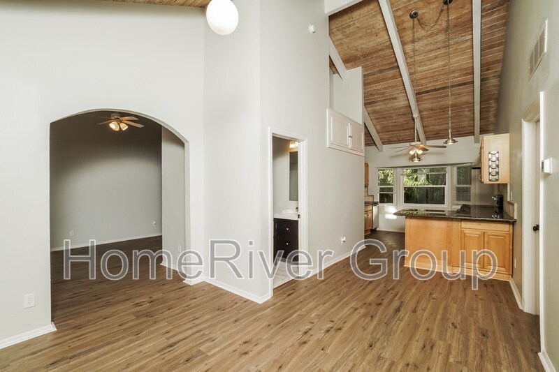 Building Photo - 5743 Eden Ln