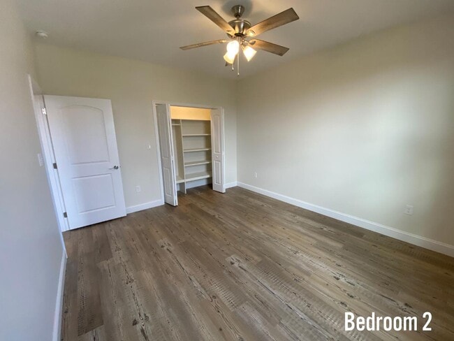 Building Photo - 5200 Cub Cir