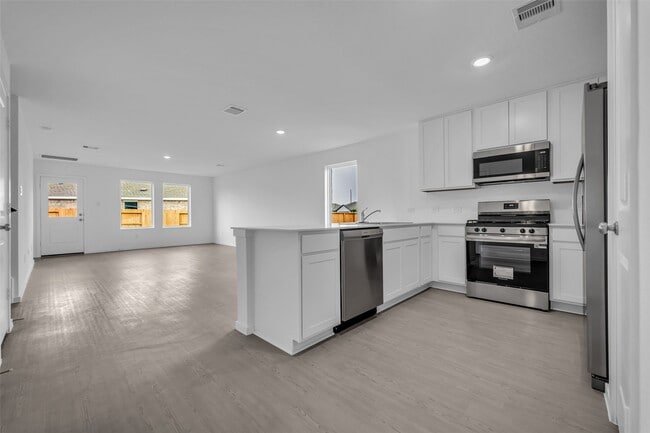 Building Photo - 26710 Scarlet Willow Dr