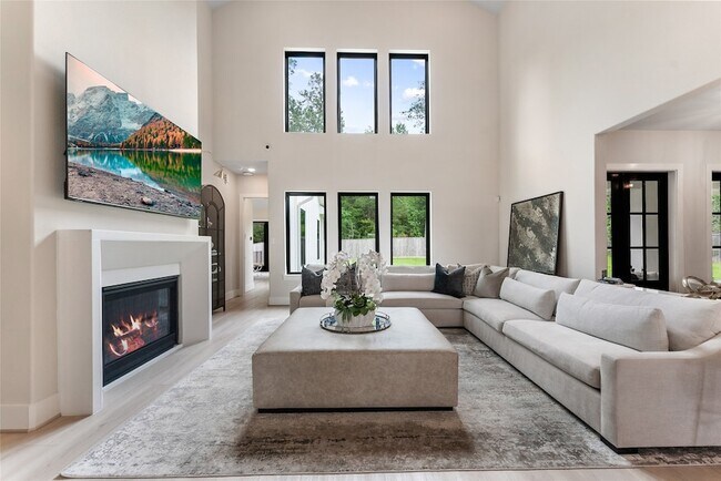 Building Photo - 2118 Bennet Ct