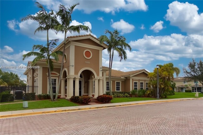 Building Photo - 8986 Chambers St