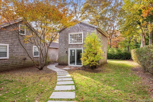 Building Photo - 17 N Bishop Ln