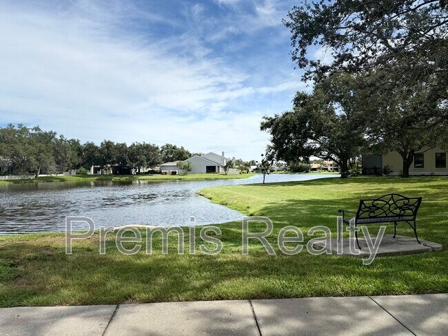 Building Photo - 1070 Sanibel Ct