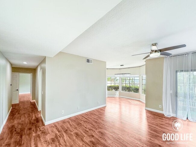 Building Photo - 5691 E Stetson Ct
