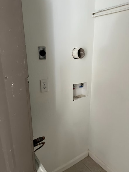 Building Photo - 1884 Agora Cir SE