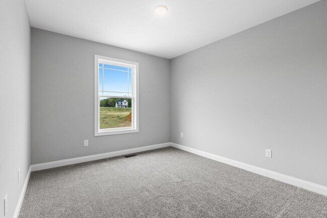 Building Photo - 106 Chickadee Trl