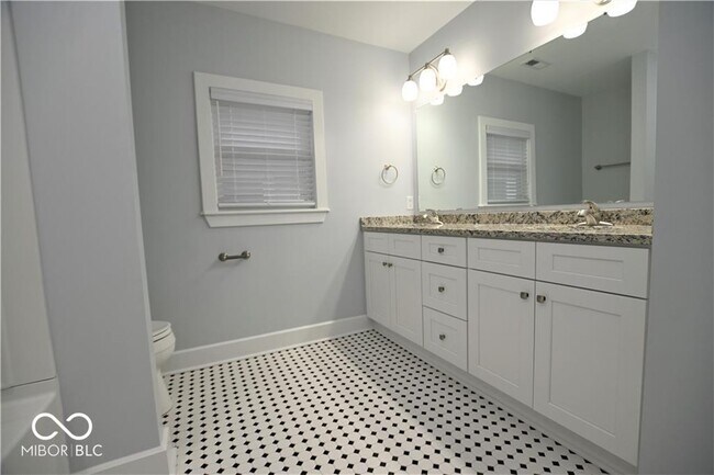 Building Photo - 2959 N Delaware St