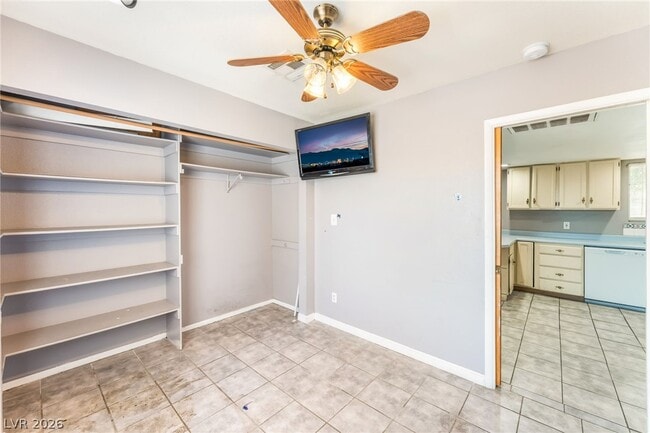 Building Photo - 4268 Hampshire Cir