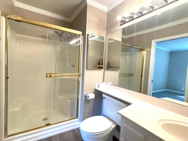 Building Photo - 3 bedroom, 2 bath in Lake Wildwood, Penn V...
